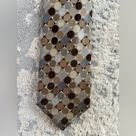 Vintage Geoffrey Bean Silk Geometric Patterned Tie in Brown and Gray - Picture 1 of 4